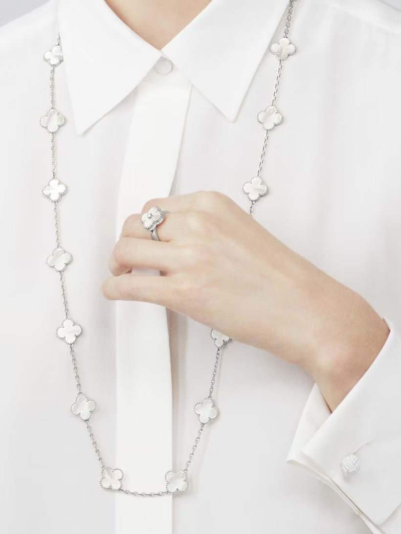 Langes Collier Vintage Alhambra, 20 Motive